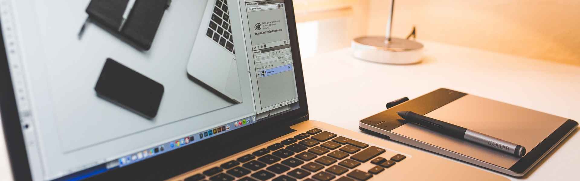 Soporte técnico para computadoras y dispositivos en entorno empresarial
